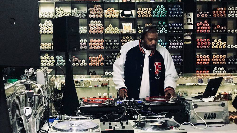 Diamond D Trill In-Store at Fader Manners 12-12-18
